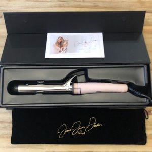 Jessie James Decker curling iron brand new in box